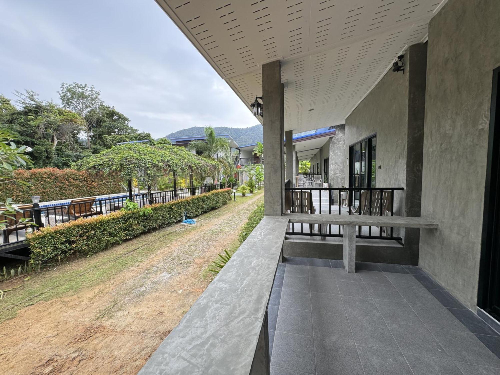 Baan Chainarong Koh Lanta Luaran gambar